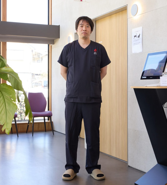 獣医師 副院長(再生医療・細胞治療室長) 山城 伸太朗