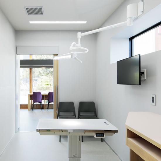 ABOUT 高度な動物医療を動物とそのご家族のために